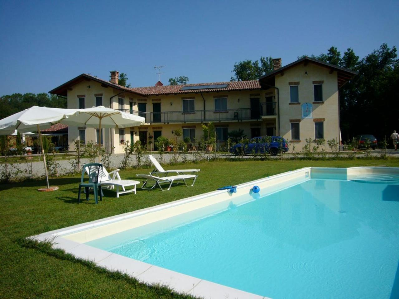 Cascina Vignole Villa Montafia Exterior photo